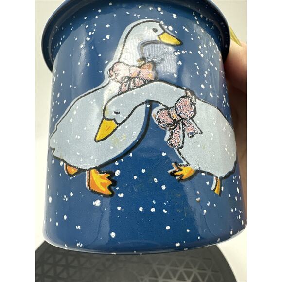 Set of 2 Tin Snack Tea Tray Vintage 1980s Red Bow Goose Home Heart One Mug - Picture 6 of 7